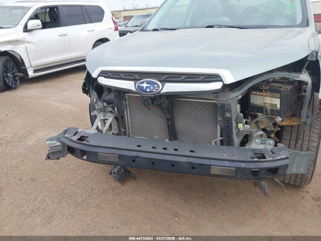 Aukcja sprzedaży 2017 Subaru Forester 2.5i Premium, vin: JF2SJAGC1HH420781, numer aukcji: 44735582