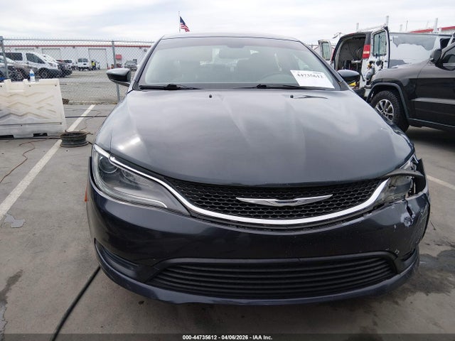 2017 Chrysler 200 Touring მანქანა იყიდება აუქციონზე, vin: 1C3CCCFB6HN512007, აუქციონის ნომერი: 44735612