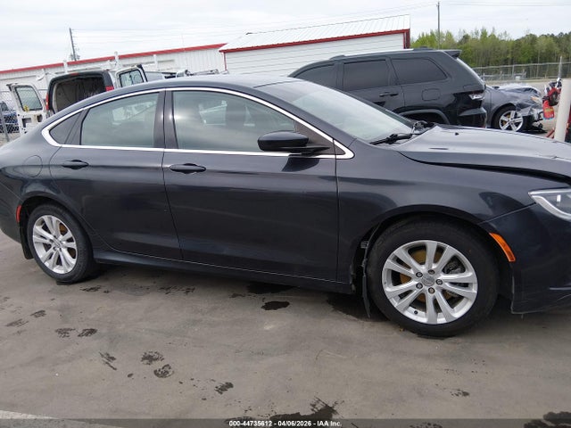 2017 Chrysler 200 Touring მანქანა იყიდება აუქციონზე, vin: 1C3CCCFB6HN512007, აუქციონის ნომერი: 44735612