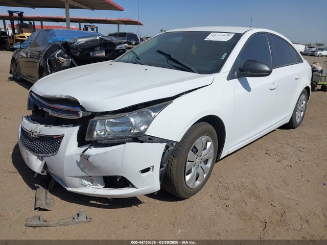 1G1PA5SH0E7313701 Chevrolet Cruze Ls Auto