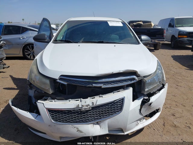 1G1PA5SH0E7313701 Chevrolet Cruze Ls Auto