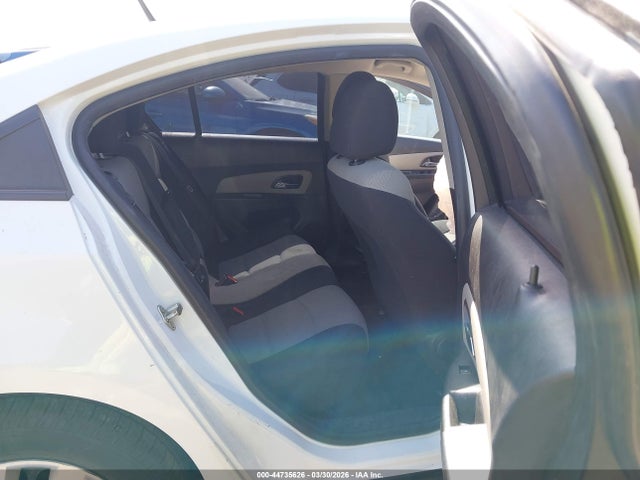 1G1PA5SH0E7313701 Chevrolet Cruze Ls Auto