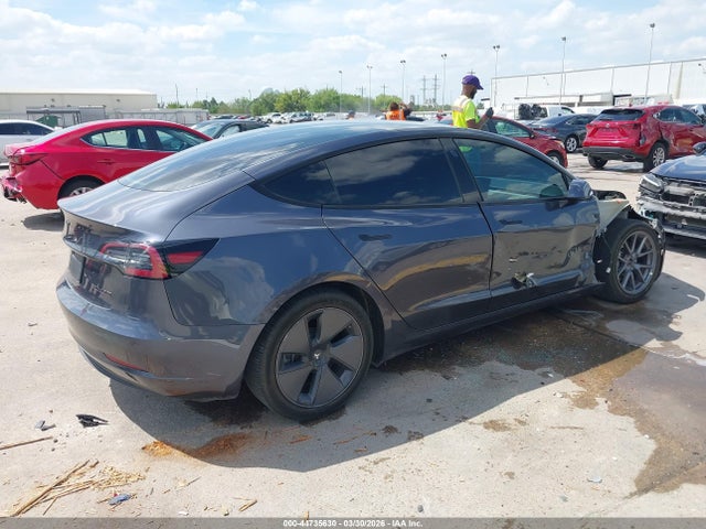 44735630 :رقم المزاد ، 5YJ3E1EB7MF984009 vin ، 2021 Tesla Model 3 Long Range Dual Motor All-wheel Drive مزاد بيع