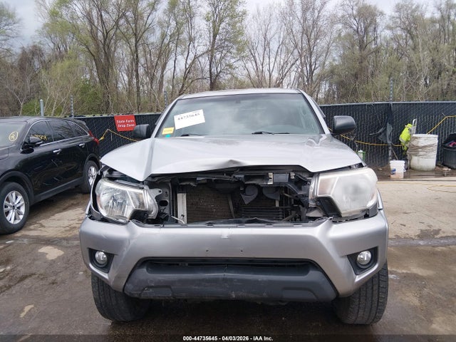 Aukcja sprzedaży 2015 Toyota Tacoma Base V6, vin: 3TMLU4EN3FM165009, numer aukcji: 44735645