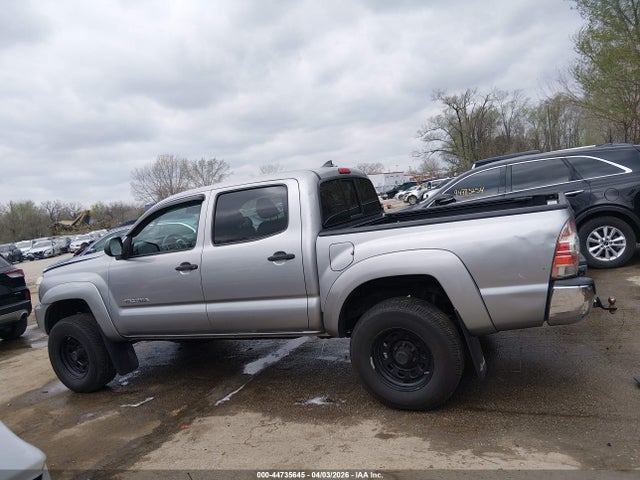 Aukcja sprzedaży 2015 Toyota Tacoma Base V6, vin: 3TMLU4EN3FM165009, numer aukcji: 44735645