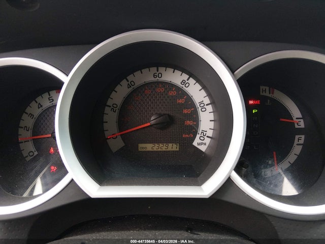 Aukcja sprzedaży 2015 Toyota Tacoma Base V6, vin: 3TMLU4EN3FM165009, numer aukcji: 44735645