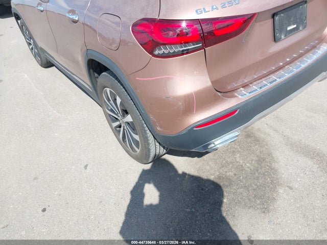 W1N4N4HB6PJ503237 Mercedes-Benz Gla 250 4matic