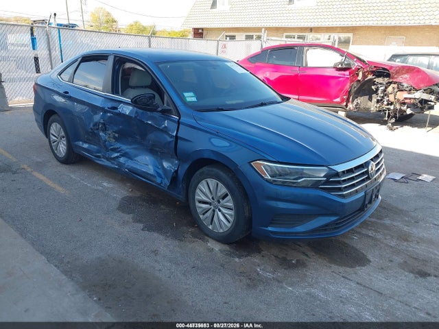 2019 Volkswagen Jetta 1.4t R-line/1.4t S/1.4t Se მანქანა იყიდება აუქციონზე, vin: 3VWC57BU6KM114038, აუქციონის ნომერი: 44735653
