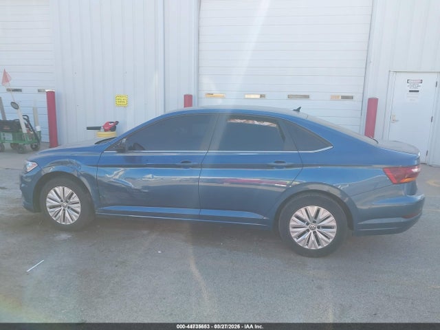 2019 Volkswagen Jetta 1.4t R-line/1.4t S/1.4t Se მანქანა იყიდება აუქციონზე, vin: 3VWC57BU6KM114038, აუქციონის ნომერი: 44735653