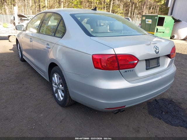 2011 Volkswagen Jetta 2.5l Se მანქანა იყიდება აუქციონზე, vin: 3VWDZ7AJ4BM360621, აუქციონის ნომერი: 44735660