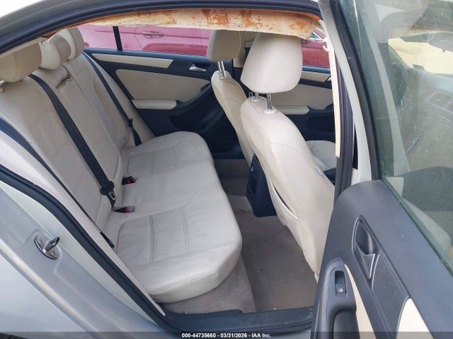 2011 Volkswagen Jetta 2.5l Se მანქანა იყიდება აუქციონზე, vin: 3VWDZ7AJ4BM360621, აუქციონის ნომერი: 44735660