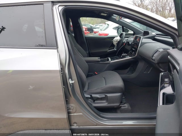 Subaru Solterra Premium 2025 JTMABABA8SA094085 Image 5