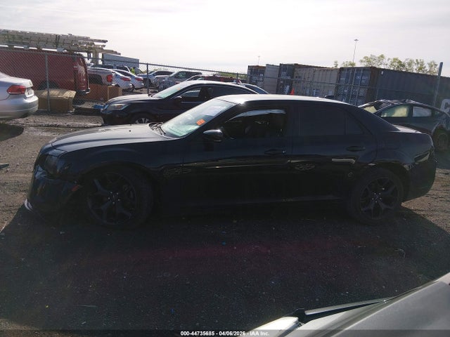 Продаж на аукціоні авто 2022 Chrysler 300 S, vin: 2C3CCABG2NH236578, номер лоту: 44735685