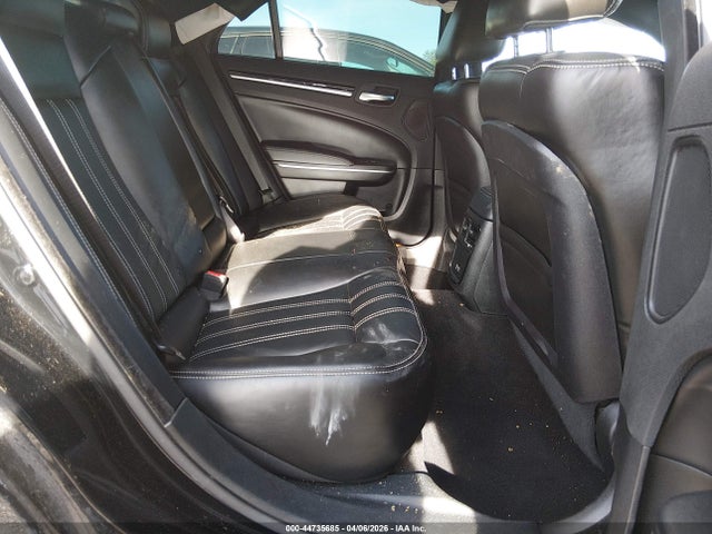 Продаж на аукціоні авто 2022 Chrysler 300 S, vin: 2C3CCABG2NH236578, номер лоту: 44735685