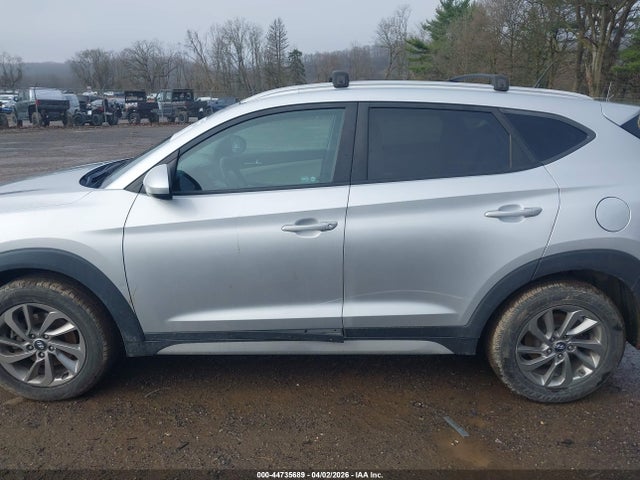 Продажа на аукционе авто 2017 Hyundai Tucson Se, vin: KM8J3CA46HU439945, номер лота: 44735689