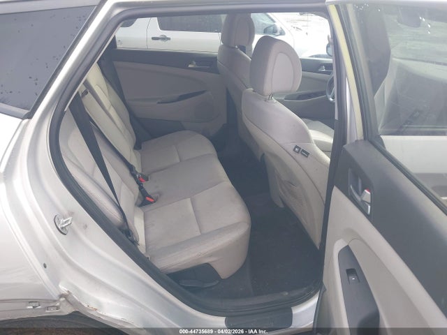 Продажа на аукционе авто 2017 Hyundai Tucson Se, vin: KM8J3CA46HU439945, номер лота: 44735689