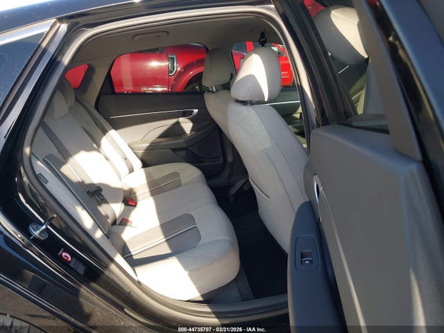 44735707 :رقم المزاد ، 5NPEG4JAXMH126813 vin ، 2021 Hyundai Sonata Se مزاد بيع
