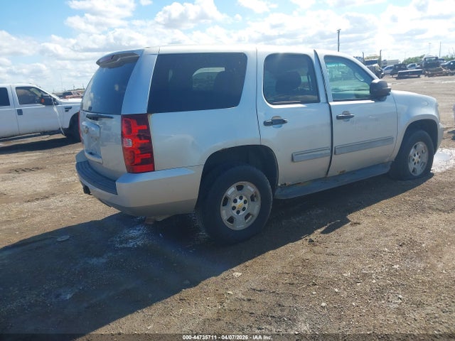 2011 CHEVROLET TAHOE 1GNSK2E05BR130983 Photo 3