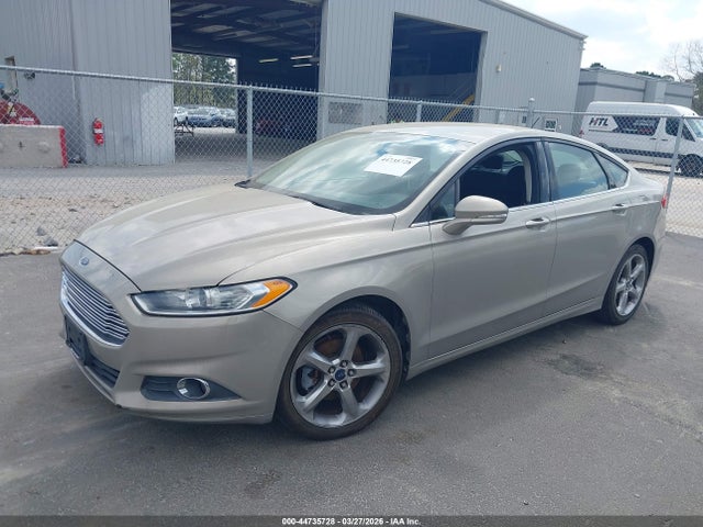 44735728 :رقم المزاد ، 3FA6P0HD6FR108215 vin ، 2015 Ford Fusion Se مزاد بيع