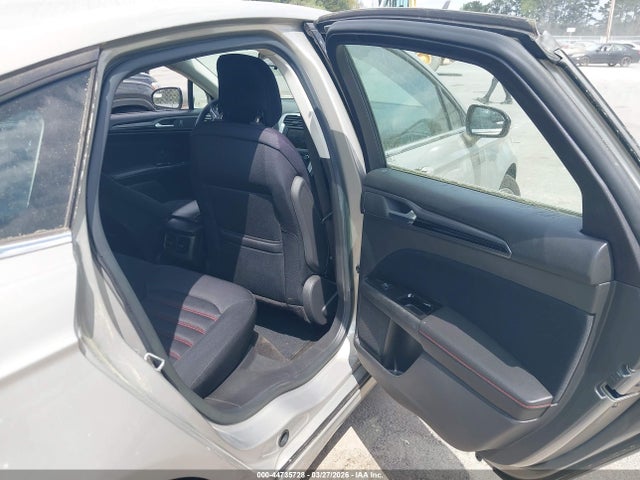 44735728 :رقم المزاد ، 3FA6P0HD6FR108215 vin ، 2015 Ford Fusion Se مزاد بيع