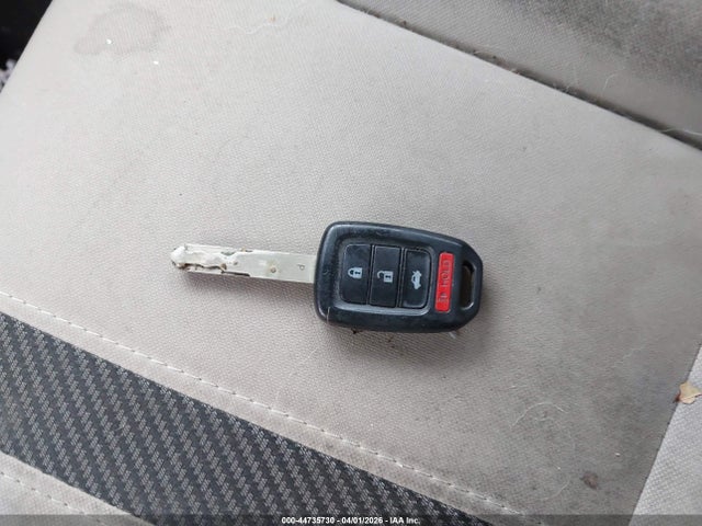 Продажа на аукционе авто 2017 Honda Civic Lx, vin: 19XFC2F55HE063016, номер лота: 44735730