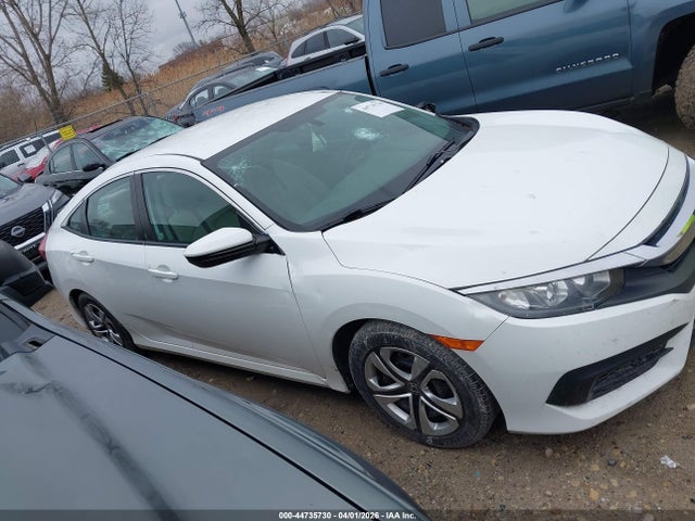 Продажа на аукционе авто 2017 Honda Civic Lx, vin: 19XFC2F55HE063016, номер лота: 44735730