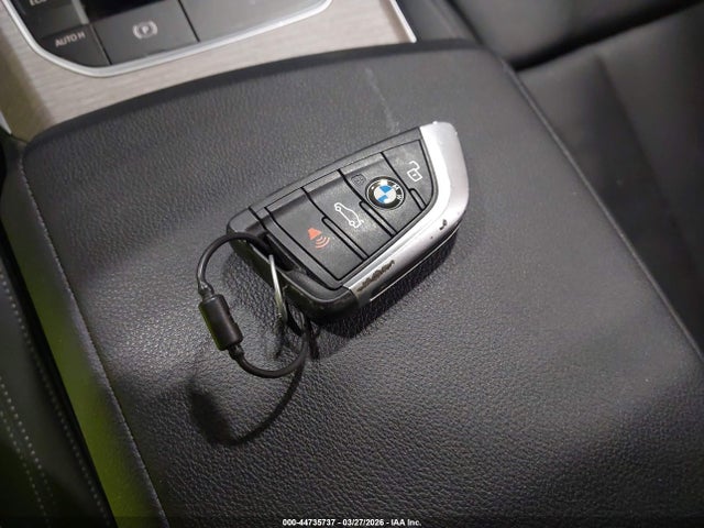 44735737 :رقم المزاد ، 3MW89CW06S8F01496 vin ، 2025 Bmw 330i Xdrive مزاد بيع