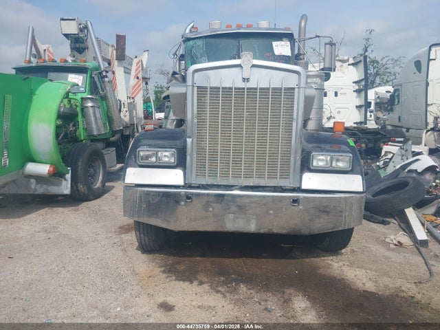 Продажа на аукционе авто 1998 Kenworth Construction W900, vin: 1XKWD29X3WR773726, номер лота: 44735759