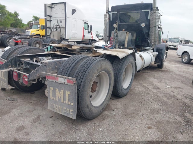 Продажа на аукционе авто 1998 Kenworth Construction W900, vin: 1XKWD29X3WR773726, номер лота: 44735759