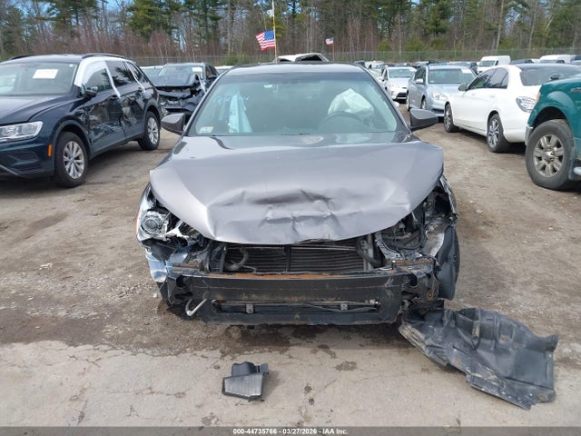 4T1BD1FK6GU185150 Toyota Camry Hybrid Le