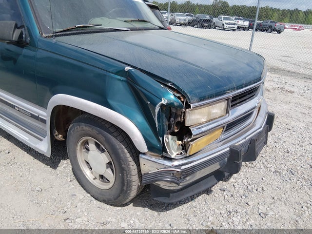 Продажа на аукционе авто 1995 Chevrolet Suburban C1500, vin: 1GNEC16K7SJ343176, номер лота: 44735769