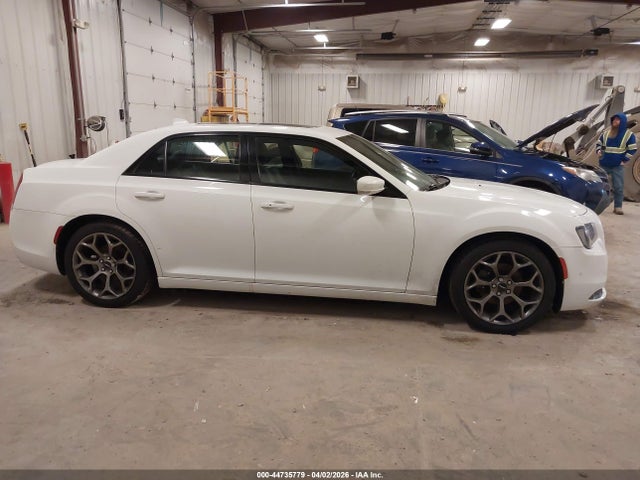 Aukcja sprzedaży 2016 Chrysler 300 300s, vin: 2C3CCABG2GH287176, numer aukcji: 44735779