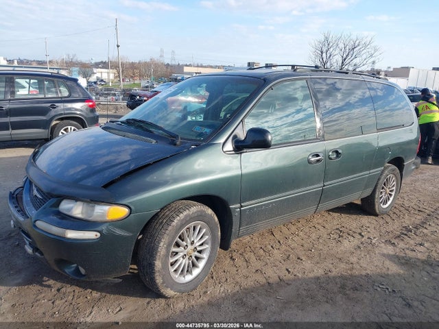 Продажа на аукционе авто 2000 Chrysler Town & Country Limited, vin: 1C4GP64LXYB517257, номер лота: 44735795