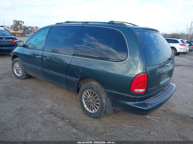 Продажа на аукционе авто 2000 Chrysler Town & Country Limited, vin: 1C4GP64LXYB517257, номер лота: 44735795