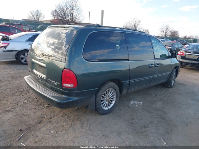 Продажа на аукционе авто 2000 Chrysler Town & Country Limited, vin: 1C4GP64LXYB517257, номер лота: 44735795