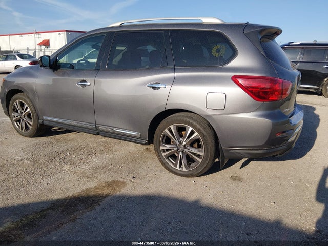 2017 Nissan Pathfinder Platinum მანქანა იყიდება აუქციონზე, vin: 5N1DR2MM3HC631184, აუქციონის ნომერი: 44735807