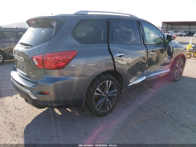 2017 Nissan Pathfinder Platinum მანქანა იყიდება აუქციონზე, vin: 5N1DR2MM3HC631184, აუქციონის ნომერი: 44735807