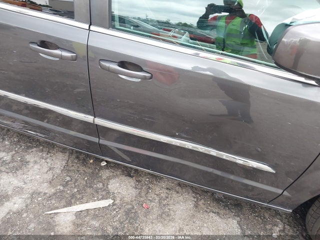 Продаж на аукціоні авто 2016 Chrysler Town & Country Touring, vin: 2C4RC1BGXGR212600, номер лоту: 44735843