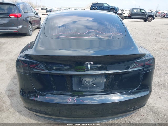 2018 Tesla Model 3 Long Range/mid Range მანქანა იყიდება აუქციონზე, vin: 5YJ3E1EA5JF003873, აუქციონის ნომერი: 44735845