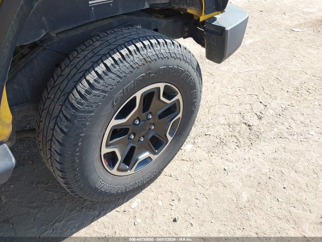 1C4BJWDG1FL721550 Jeep Wrangler Unlimited Sport