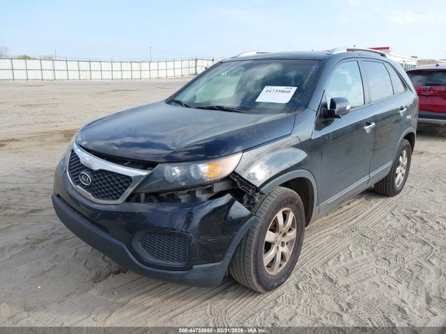 2013 Kia Sorento Lx V6 მანქანა იყიდება აუქციონზე, vin: 5XYKT4A22DG402917, აუქციონის ნომერი: 44735860