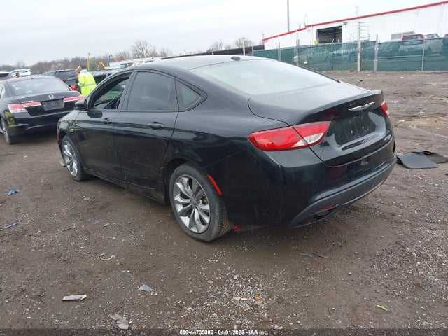 2016 CHRYSLER 200 1C3CCCBB6GN129740 Photo 2