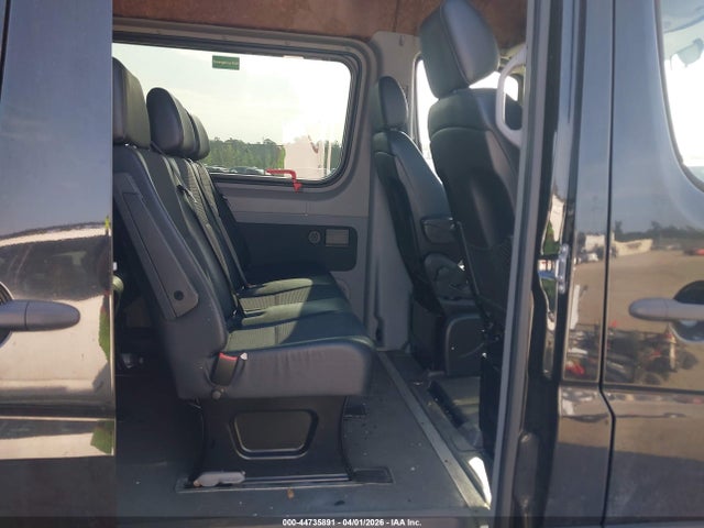 WDZPE7CD2JP606478 Mercedes-Benz Sprinter 2500 Standard Roof V6