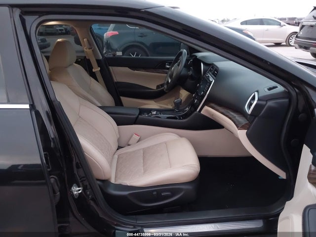Продажа на аукционе авто 2018 Nissan Maxima 3.5 Platinum, vin: 1N4AA6AP3JC365004, номер лота: 44735908