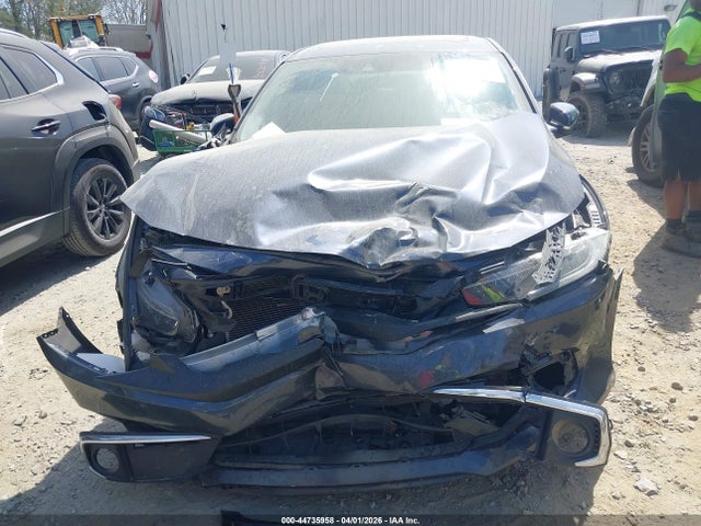 44735958 :رقم المزاد ، 19XFC1F96ME005214 vin ، 2021 Honda Civic Touring مزاد بيع