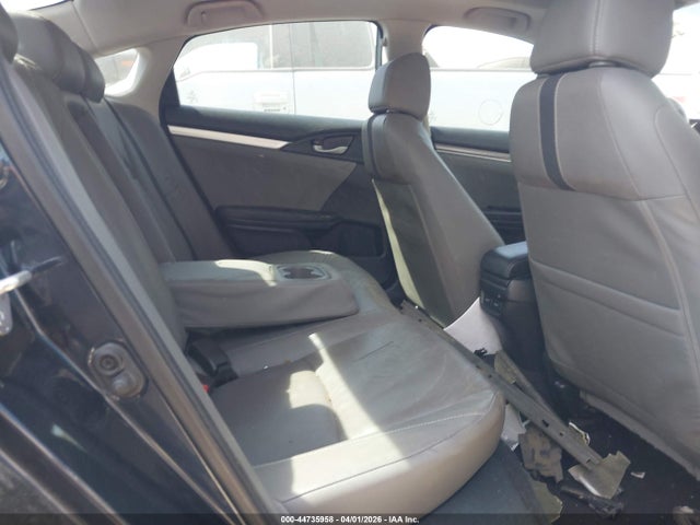 44735958 :رقم المزاد ، 19XFC1F96ME005214 vin ، 2021 Honda Civic Touring مزاد بيع