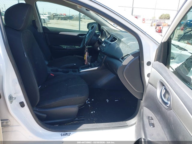 Продаж на аукціоні авто 2018 Nissan Sentra S, vin: 3N1AB7AP8JY347749, номер лоту: 44735962