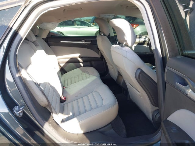 Продаж на аукціоні авто 2015 Ford Fusion Hybrid S, vin: 3FA6P0UU9FR132613, номер лоту: 44735980