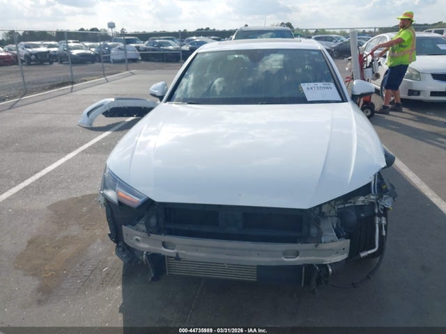 44735989 :رقم المزاد ، WAUGNAF43HN058647 vin ، 2017 Audi A4 2.0t Premium مزاد بيع