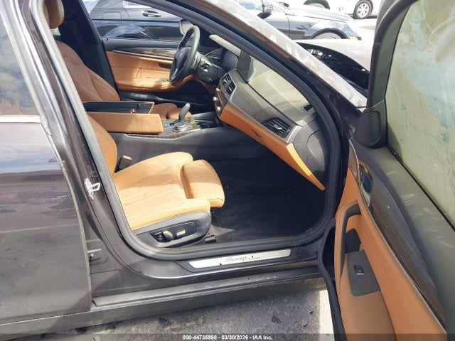 44735998 :رقم المزاد ، WBAJR3C06LWW68410 vin ، 2020 Bmw 530i مزاد بيع